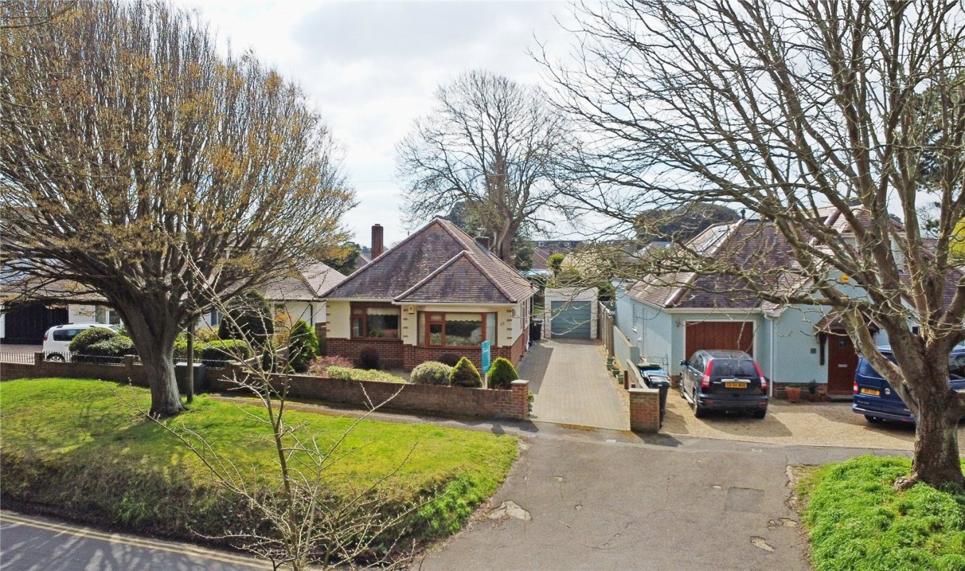 2 bedroom property for sale in Wick Lane, Wick, Bournemouth, BH6 £700,000
