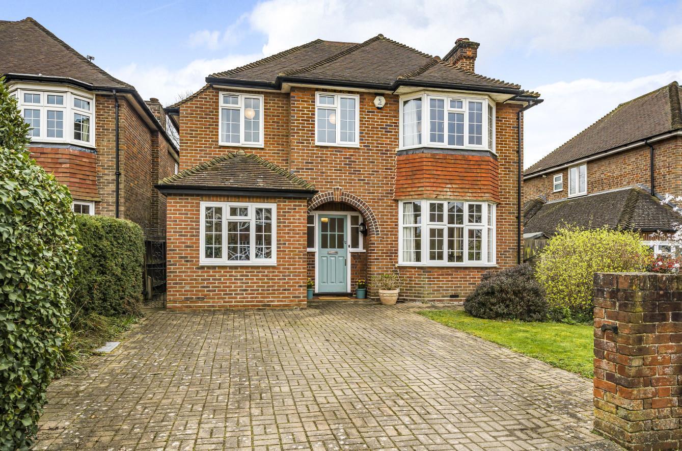 4 bedroom property for sale in Belmont Close, Uxbridge £1,125,000