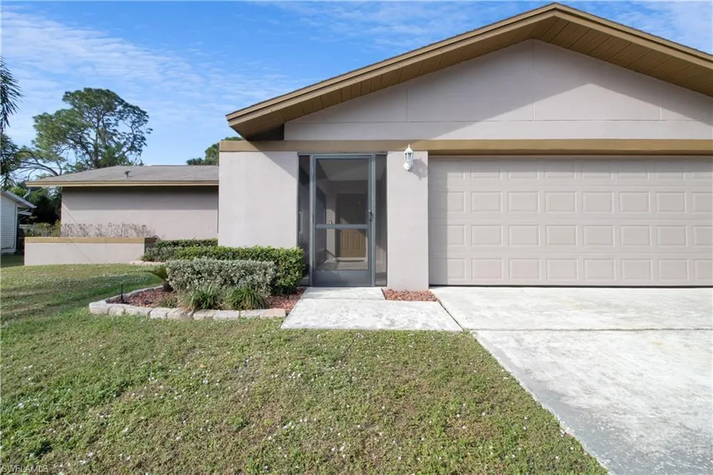 1237 Dorchester St, Port Charlotte, FL 33952