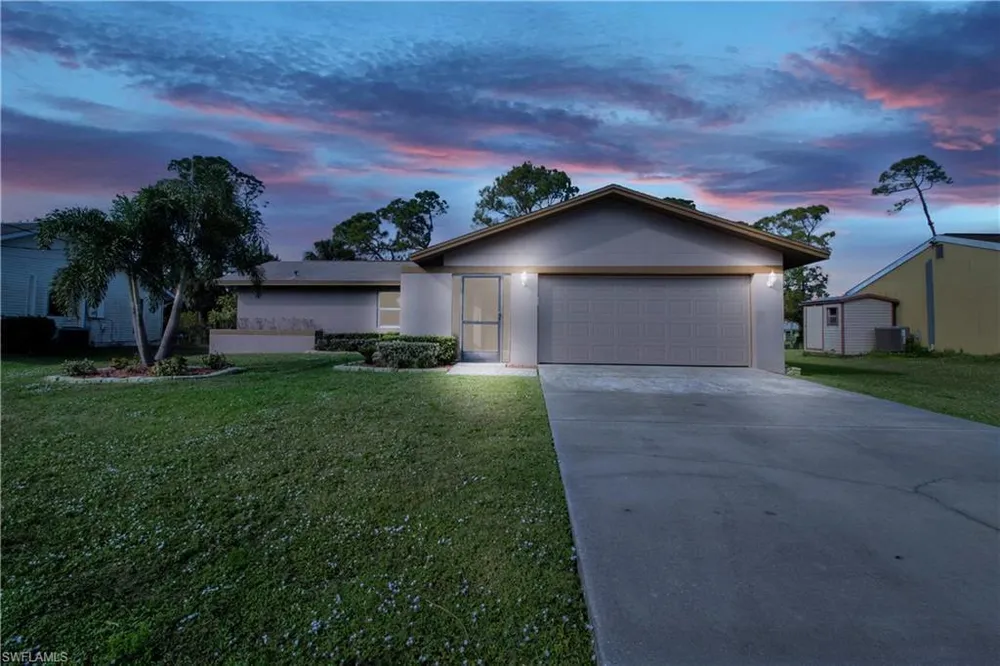 1237 Dorchester St, Port Charlotte, FL 33952