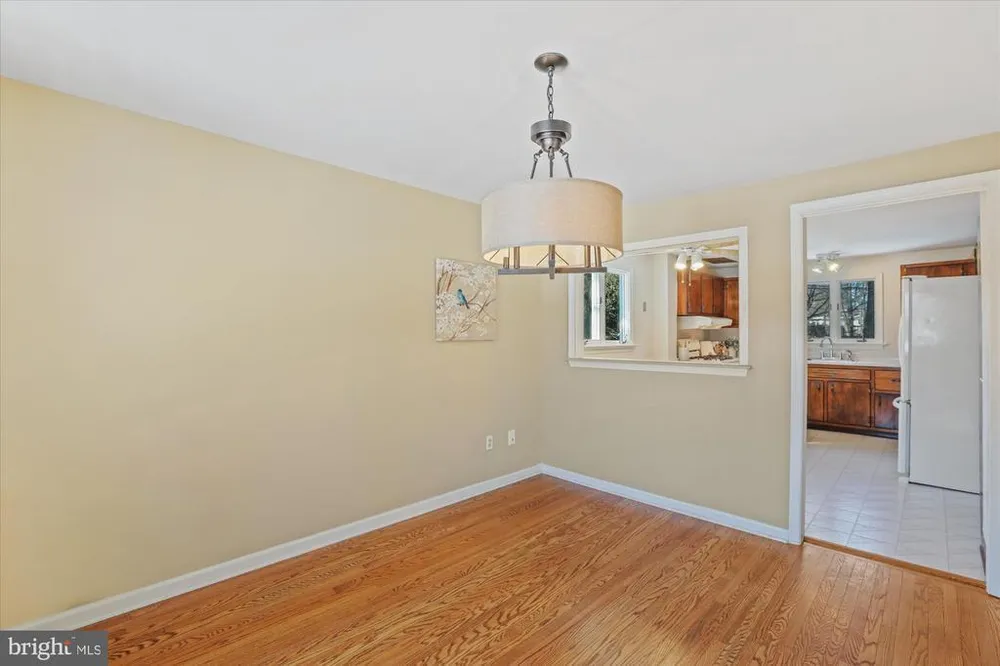 24 Moyer Rd, Yardley, PA 19067