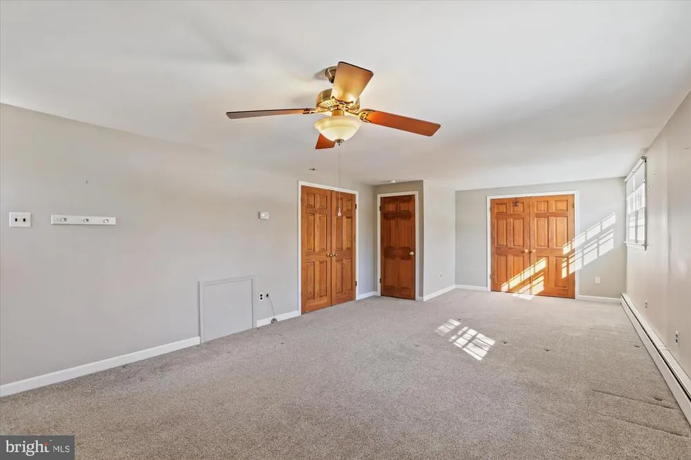 24 Moyer Rd, Yardley, PA 19067