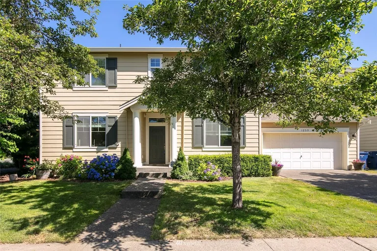 1259 32nd St NE, Auburn, WA 98002