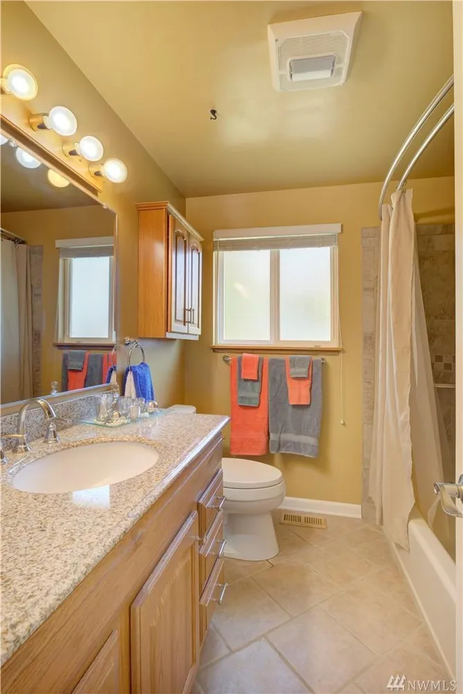 29409 35th Ave S, Auburn, WA 98001