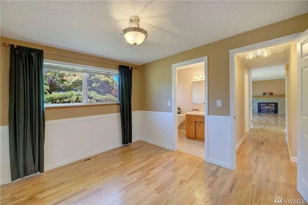 29409 35th Ave S, Auburn, WA 98001