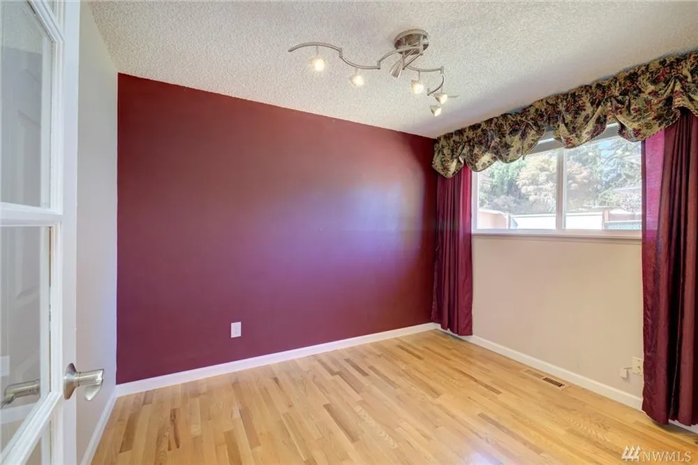 29409 35th Ave S, Auburn, WA 98001