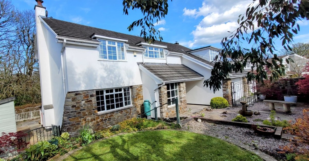 4 bedroom property for sale in Castle Precinct, Llandough, Cowbridge
