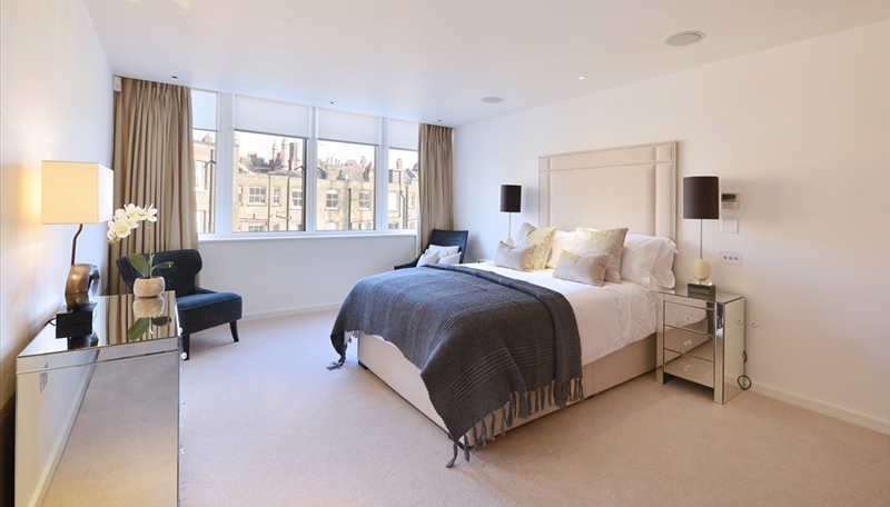 Two Bedrooms Two Bathroom Apartment To Let Imperial House Kensington W8 Image 7