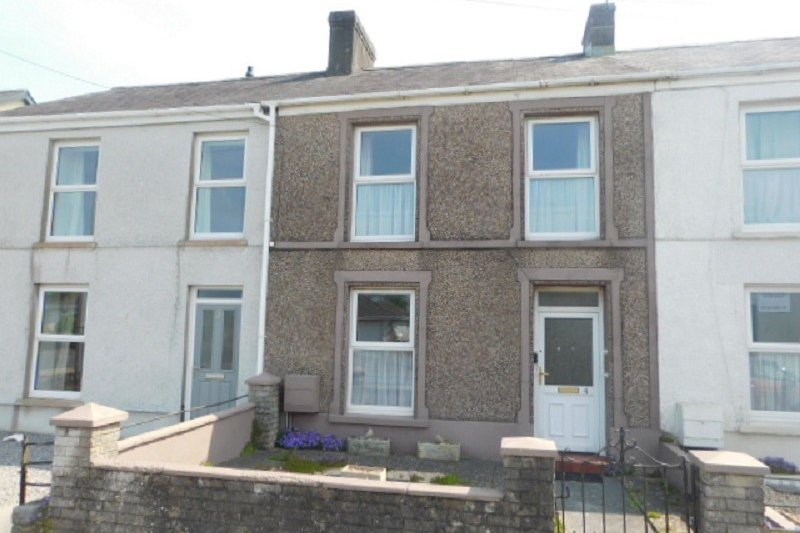 3 bedroom property for sale in Towy Terrace, Ffairfach, Llandeilo
