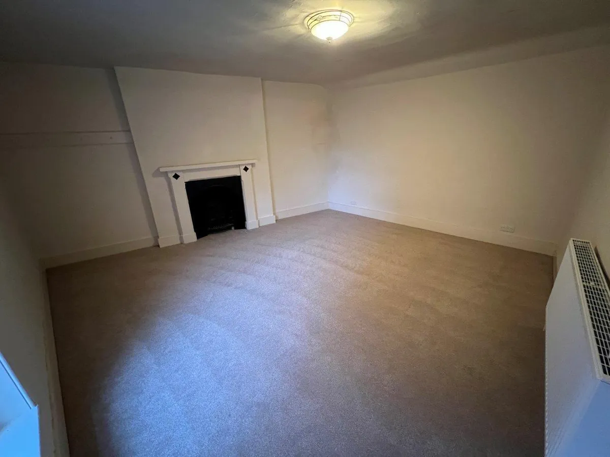 MANOR FARMHOUSE, HIGH STREET, COLSTERWORTH, GRANTHAM