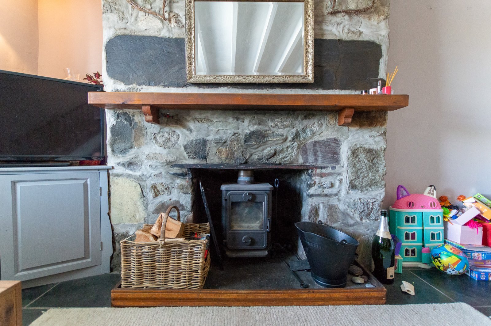 3 bedroom property for sale in CwmYGlo, Caernarfon, Gwynedd, LL55 £