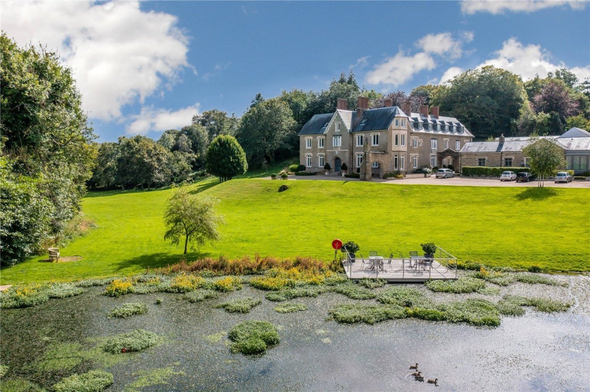 3 bedroom property for sale in East Allington, Totnes, Devon, TQ9