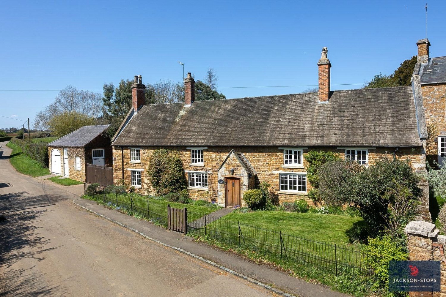 JacksonStops 5 bedroom property for sale in Church Lane, Cransley