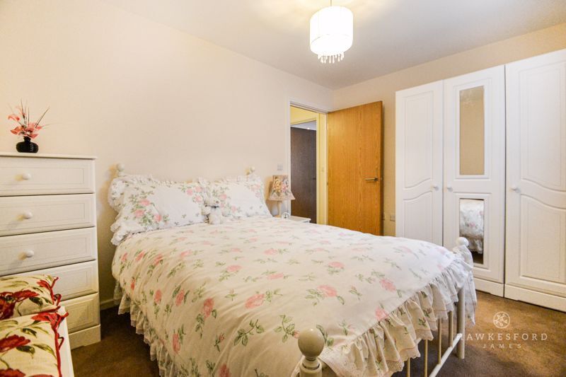 2 bedroom property for sale in Great Easthall Way, Sittingbourne £170,000