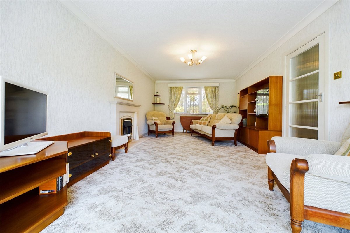 3 bedroom property for sale in Holdenhurst Avenue, East, Bournemouth, BH7 Guide price