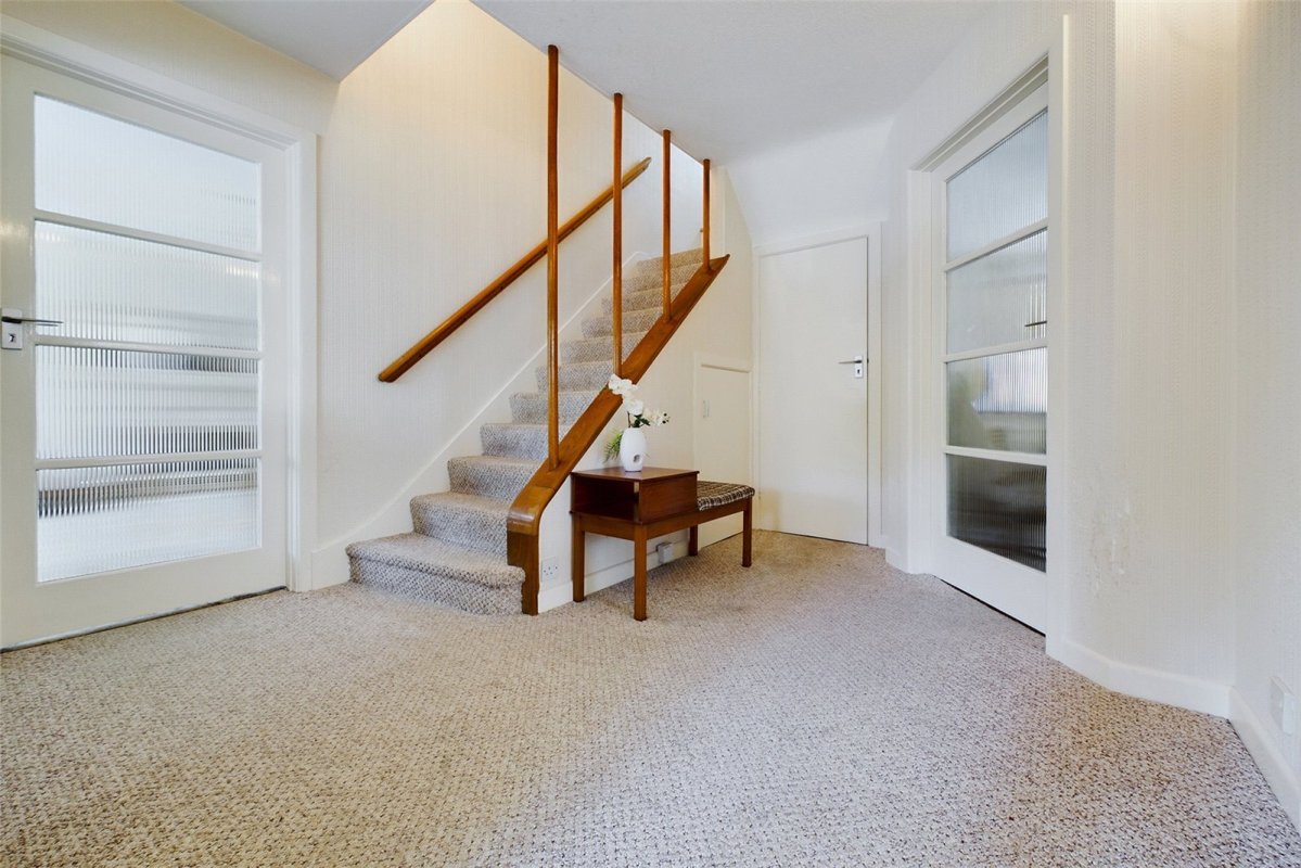 3 bedroom property for sale in Holdenhurst Avenue, East