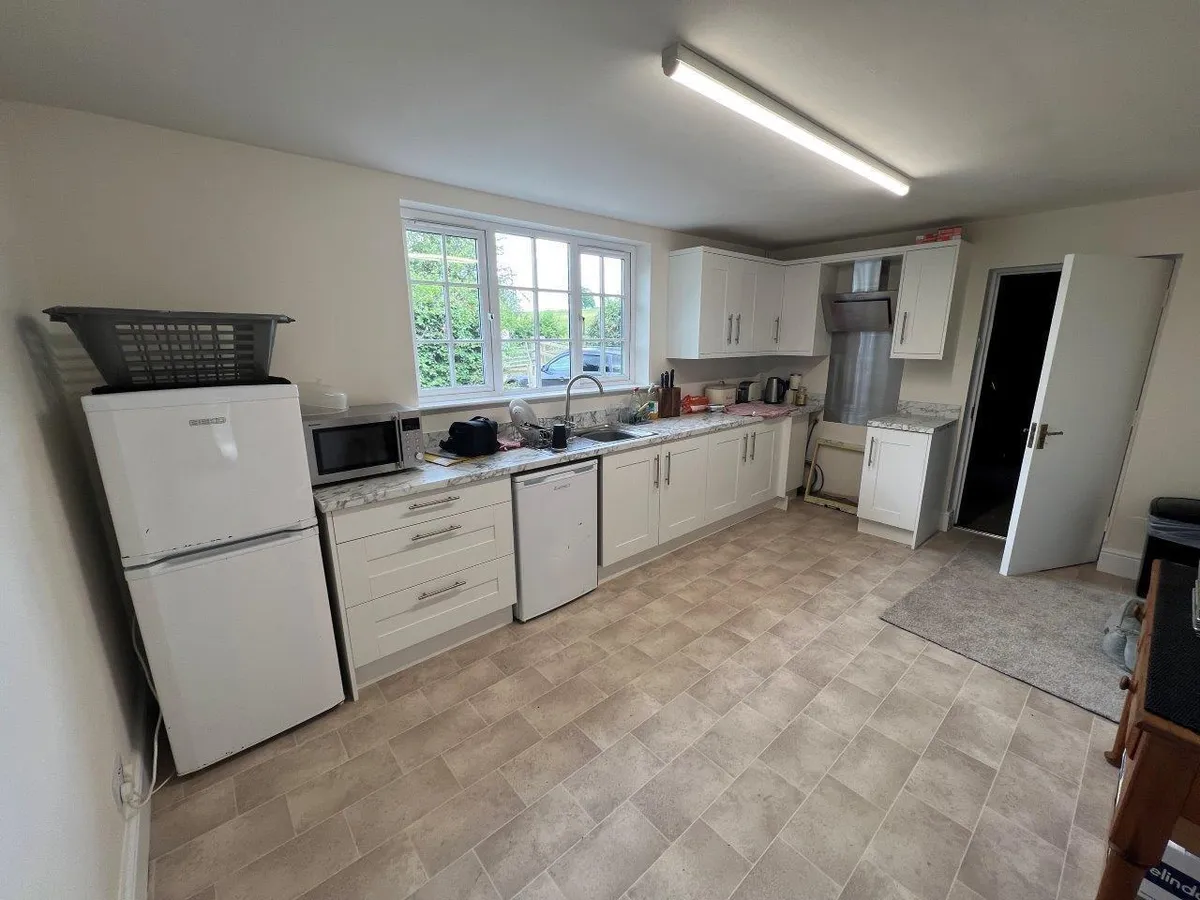 EAST LODGE, HUNGARTON, LEICESTERSHIRE