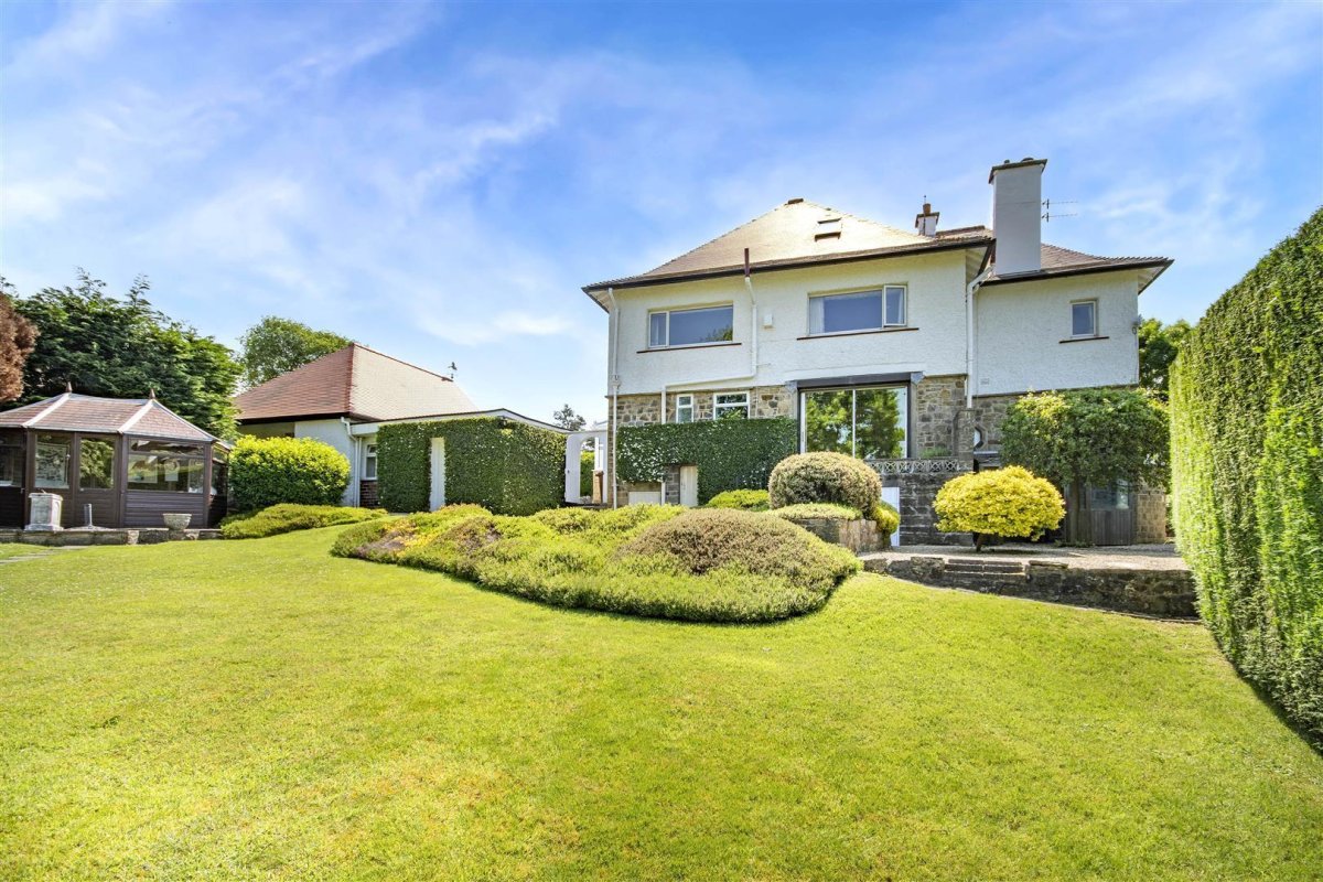 5 bedroom property for sale in Saltergate Lane, Bamford, Hope Valley Offers in the region of £