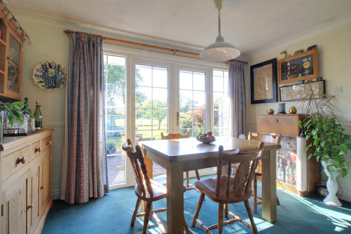 3 bedroom property for sale in Mill Road, North Tuddenham £300,000