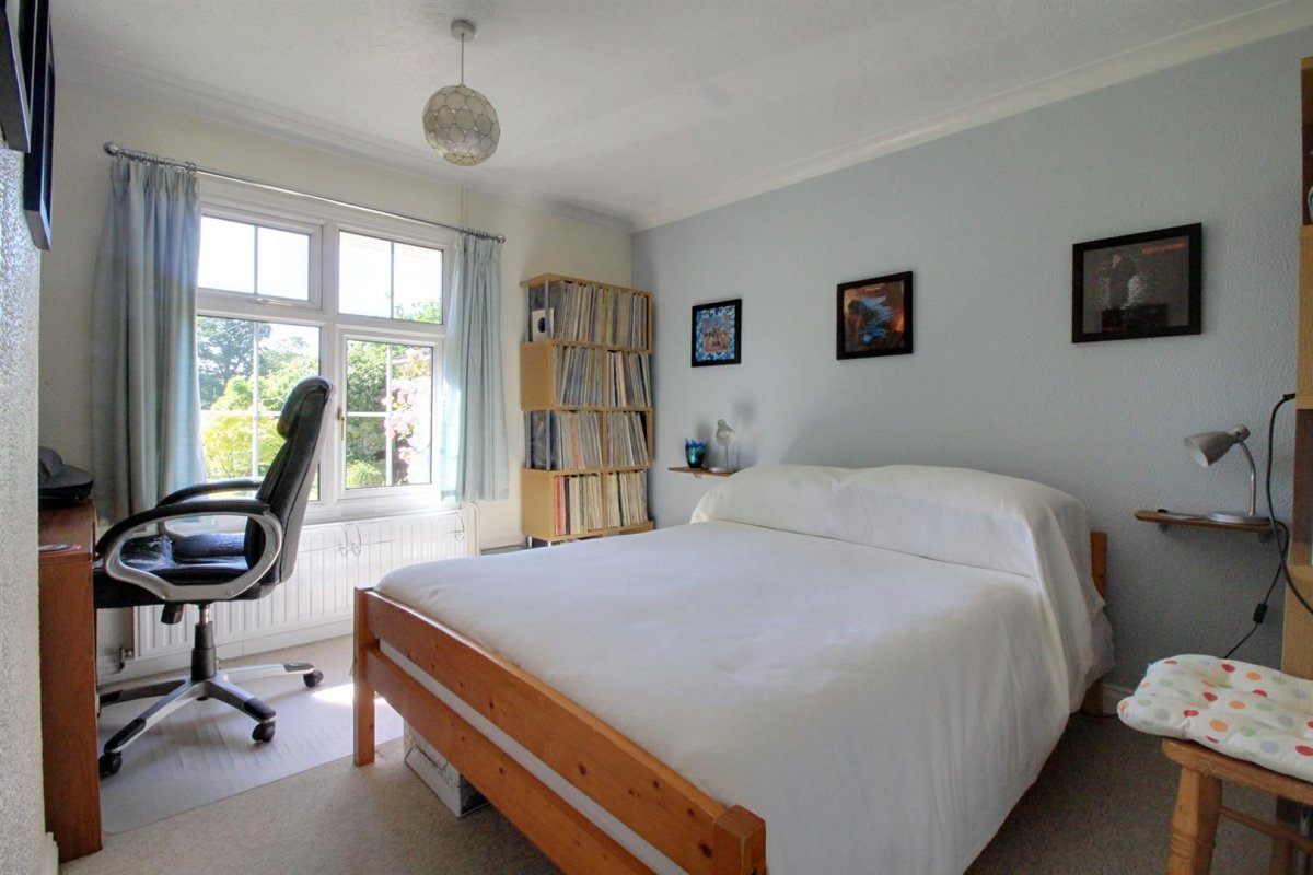 3 bedroom property for sale in Mill Road, North Tuddenham £300,000