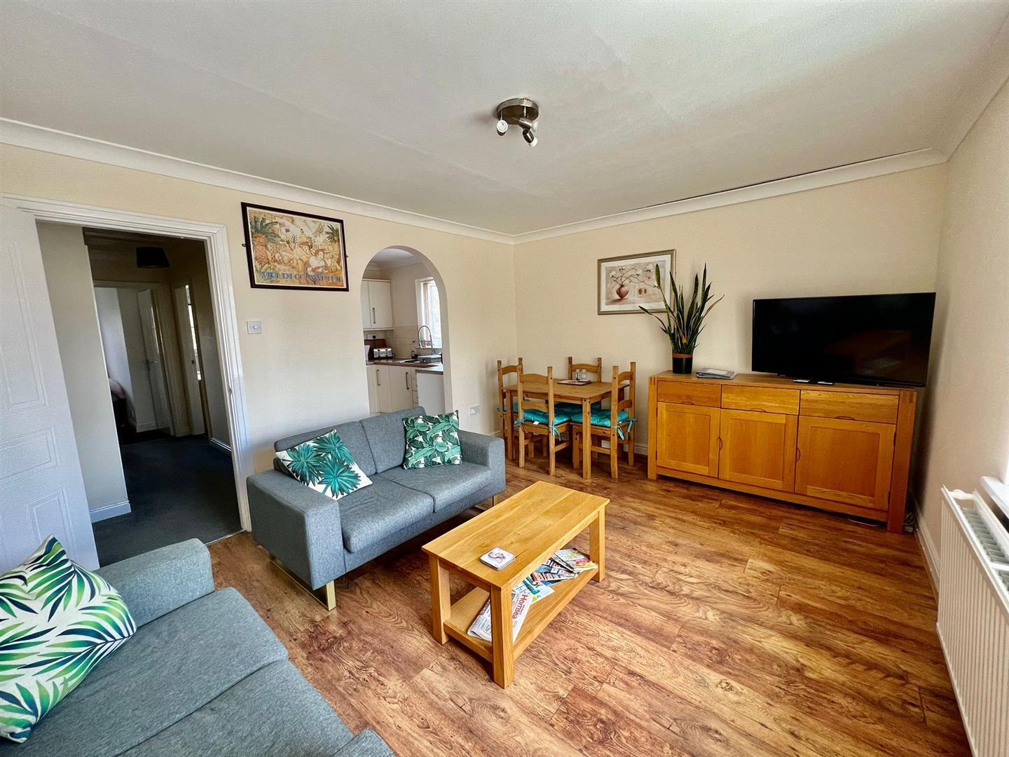 2 bedroom property for sale in Station Court, Railway Street, Hornsea