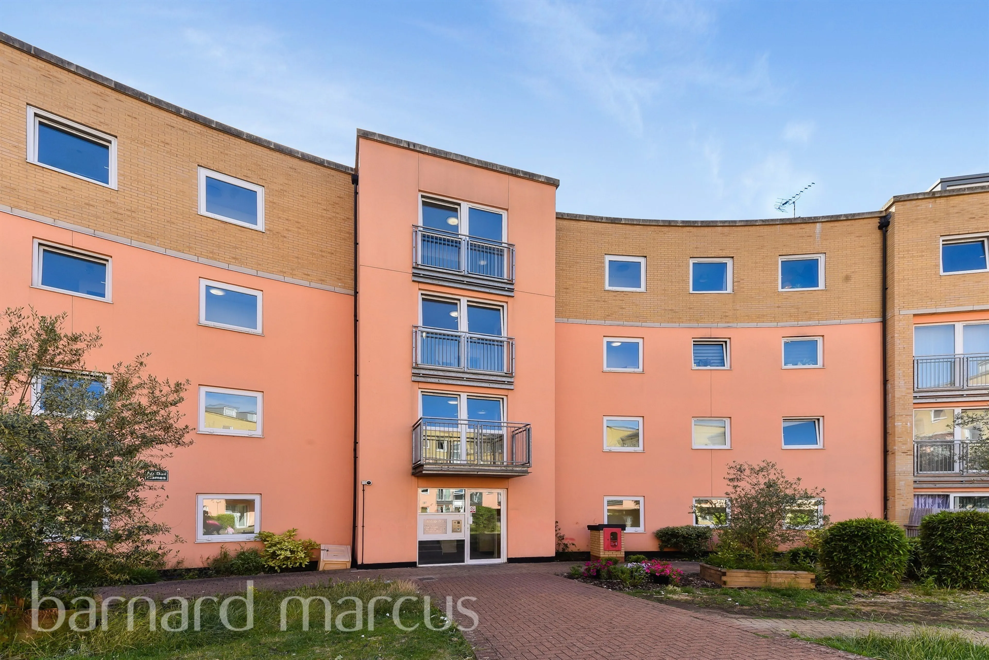 Property at Wooldridge Close, Feltham