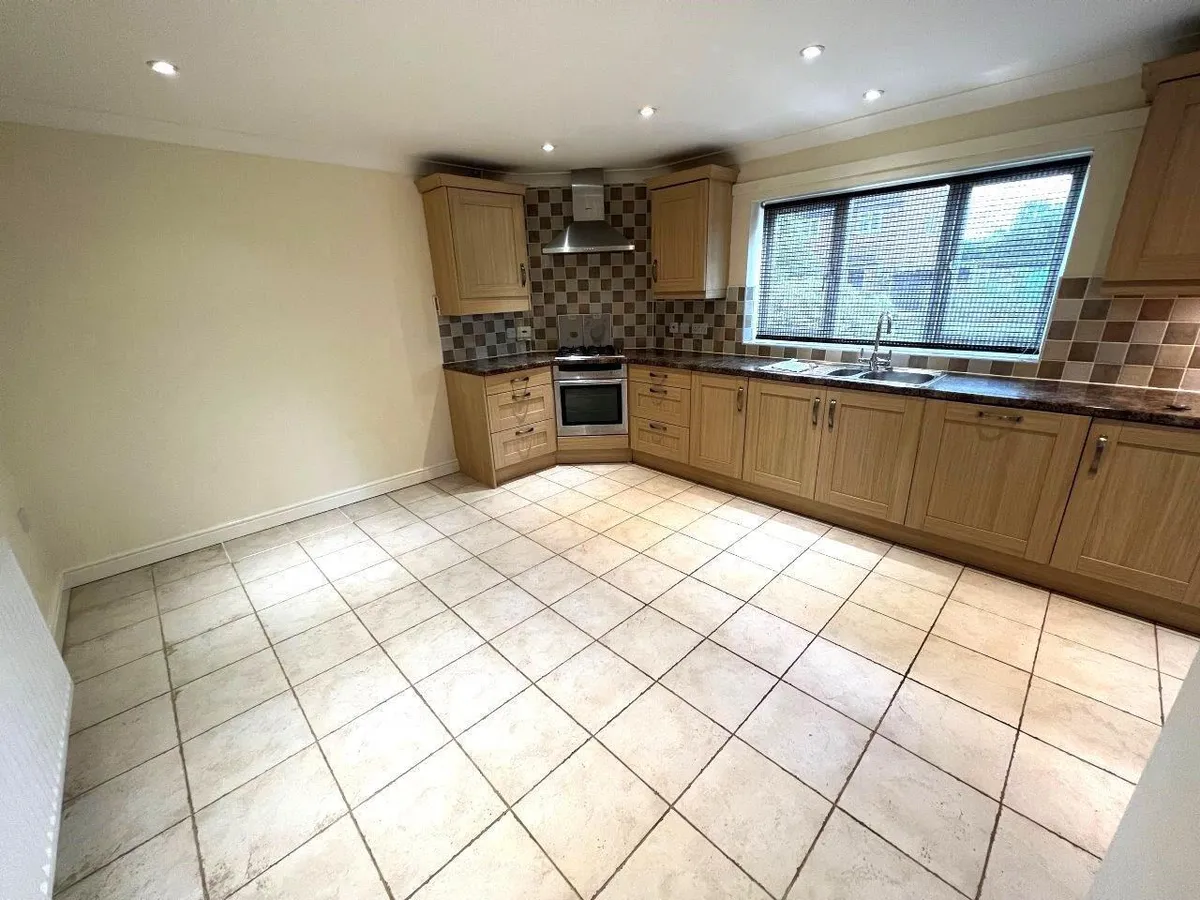 GLEBE ROAD, QUENIBOROUGH, LEICESTER