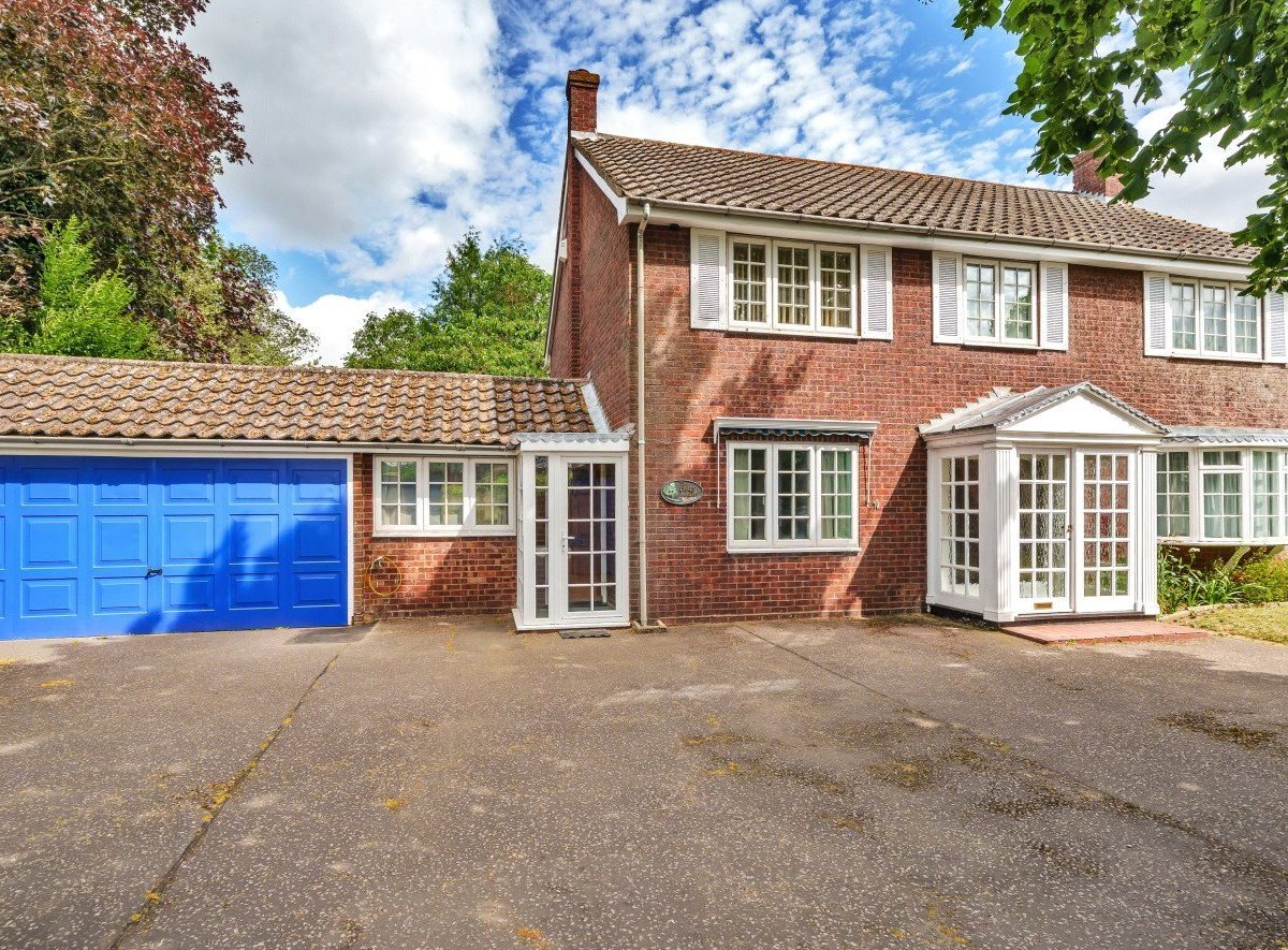 JacksonStops 4 bedroom property for sale in Drinkstone Road, Woolpit