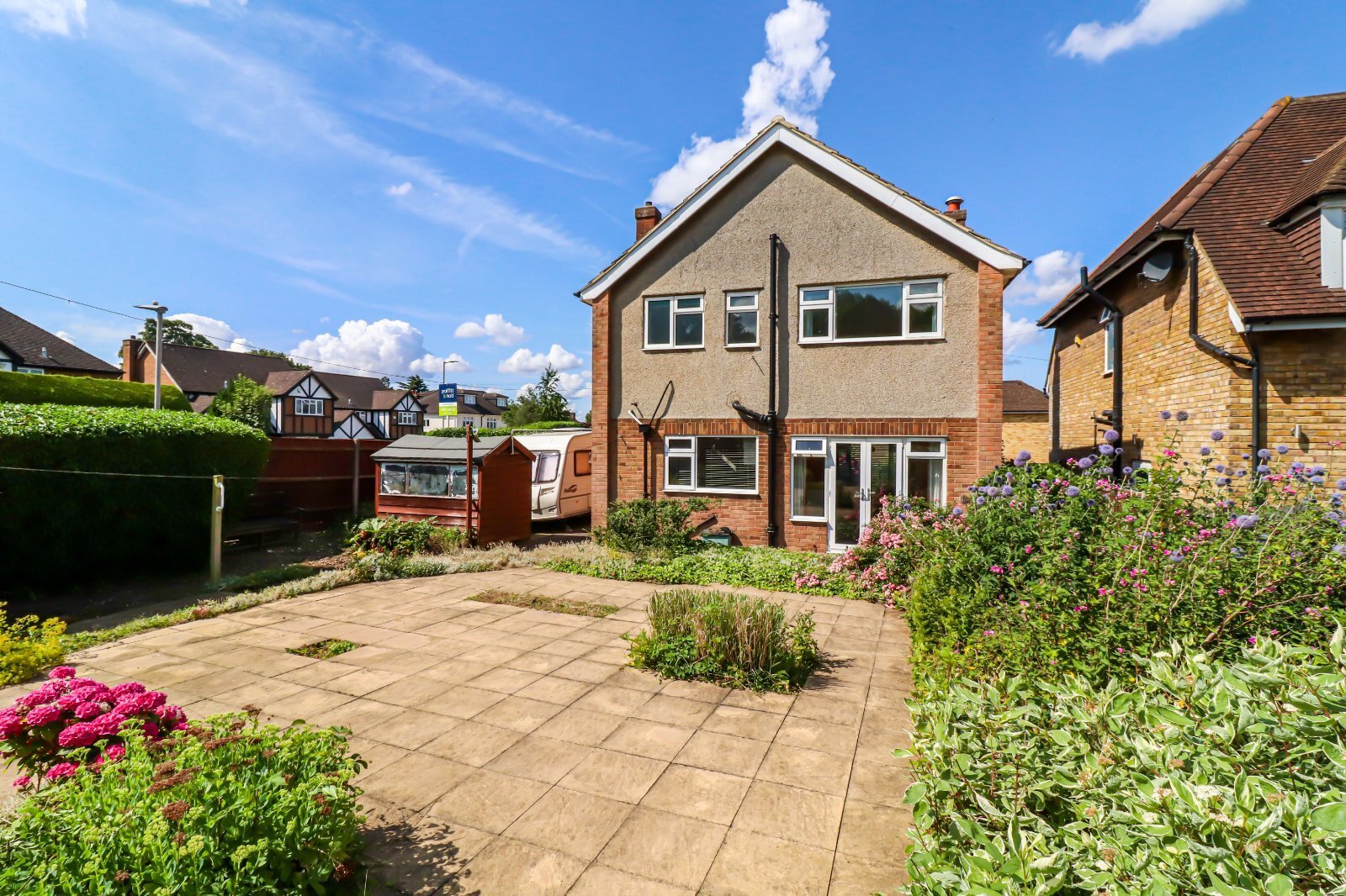 3 bedroom property for sale in Kindersley Way, Abbots Langley, Hertfordshire, WD5 Offers in 3 bedroom property for sale in Kindersley Way, Abbots Langley, Hertfordshire, WD5 Offers in