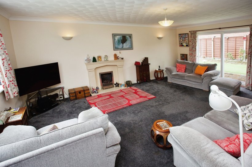 Hill Park Road, Fareham 4 bedroom semidetached house Sequence