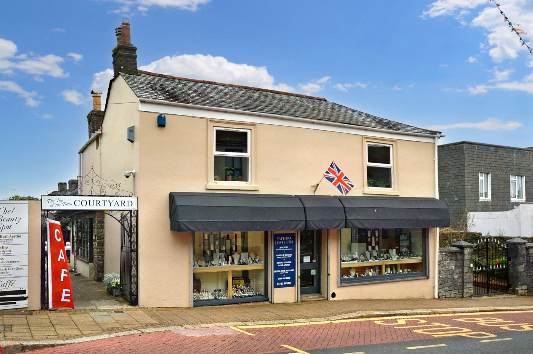 2 bedroom property for sale in Fore Street, Saltash, Cornwall, PL12 Guide price £115,000