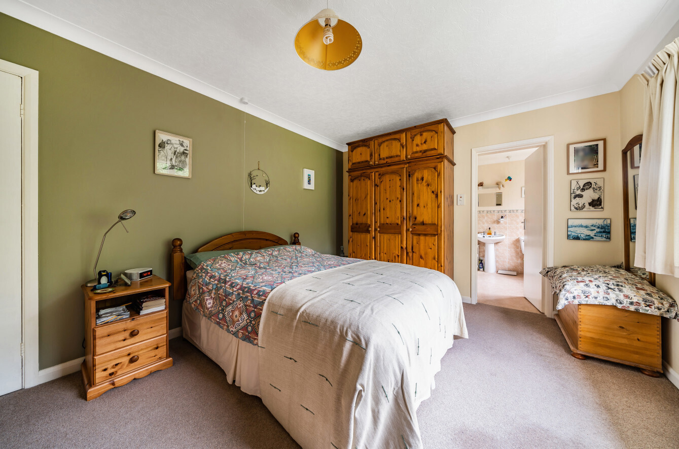 2 bedroom property for sale in Burrow Lane, Newton Poppleford, Sidmouth, EX10 Guide price £450,000