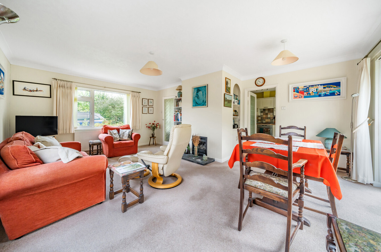 2 bedroom property for sale in Burrow Lane, Newton Poppleford, Sidmouth, EX10 Guide price £450,000