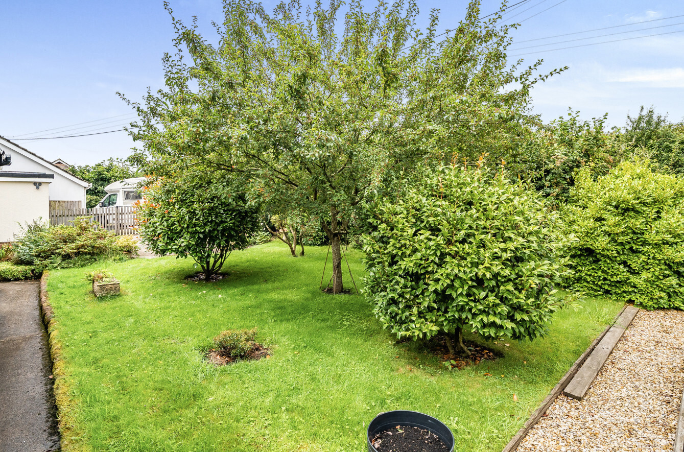 2 bedroom property for sale in Burrow Lane, Newton Poppleford, Sidmouth, EX10 Guide price £450,000