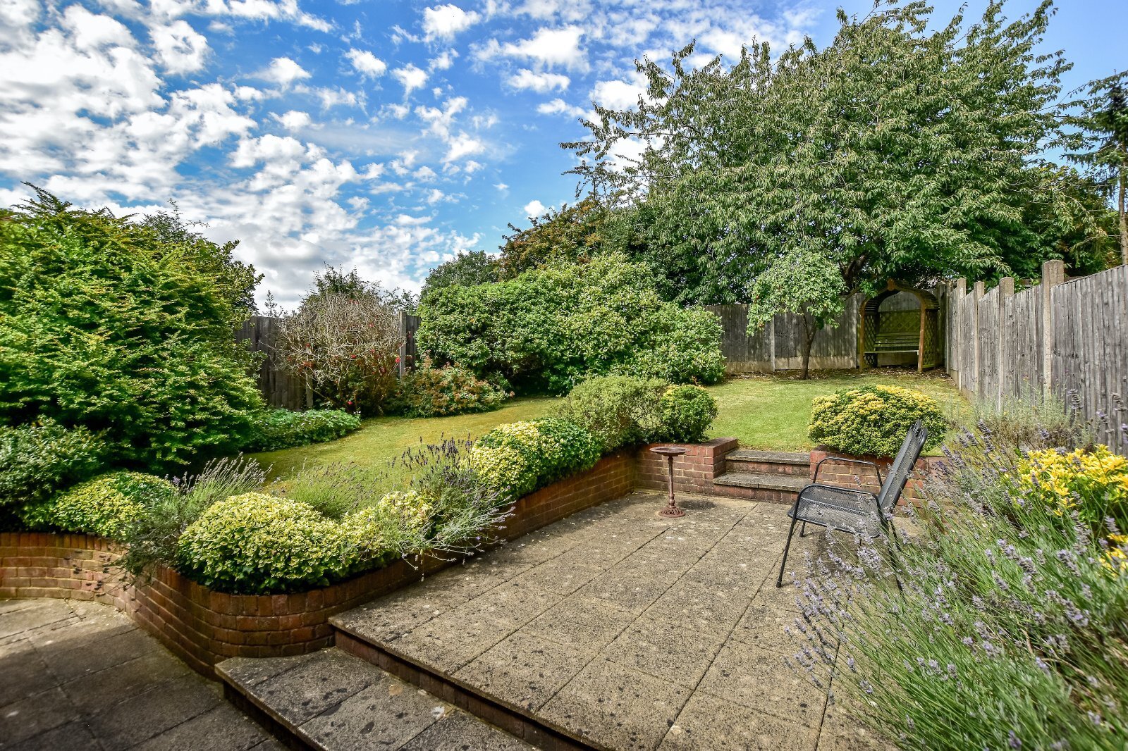 3 bedroom property for sale in Oak Green, Abbots Langley, Herts, WD5