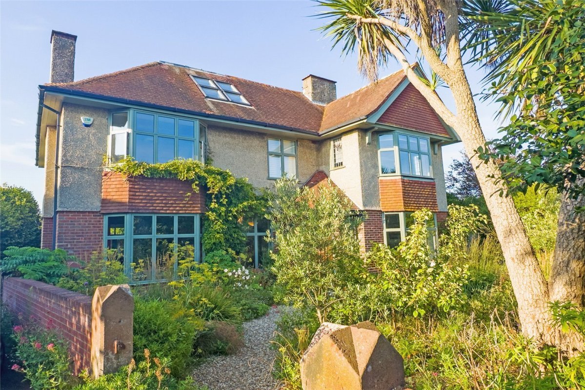 4 bedroom property for sale in Apple Grove, Southbourne, Bournemouth