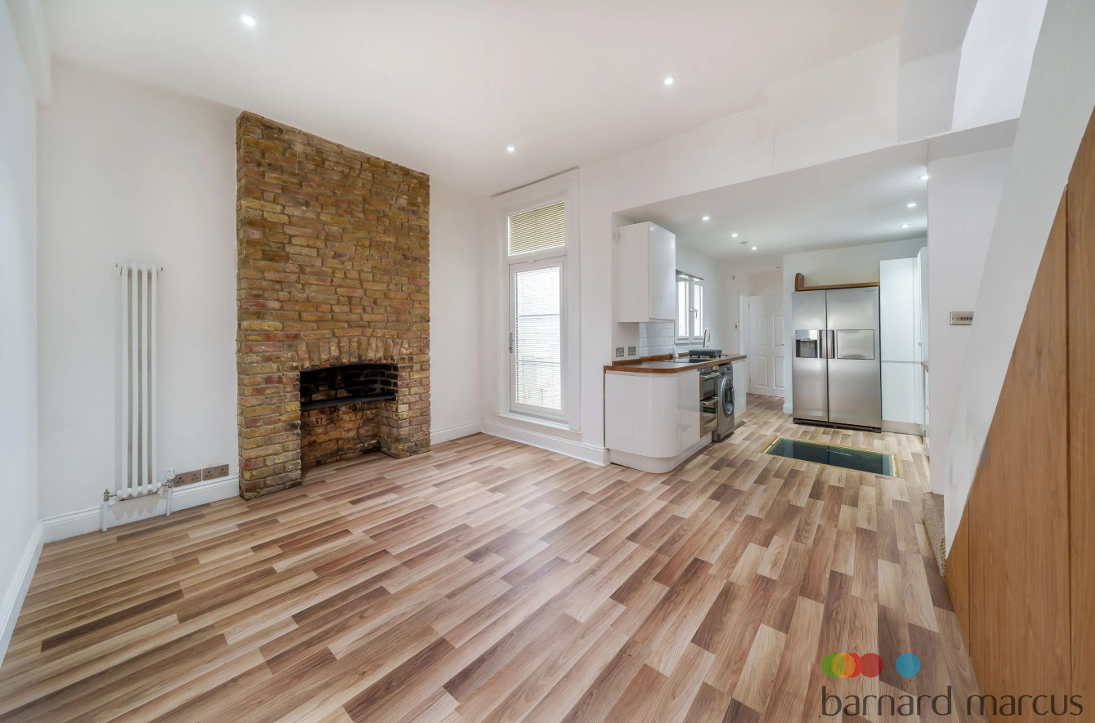 Property at Falcon Grove, London