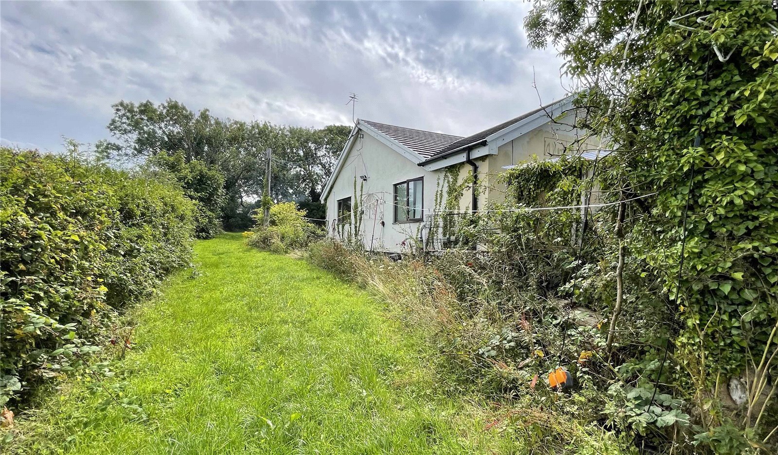 3 bedroom property for sale in Rhosybol, Amlwch, Isle of Anglesey, LL68