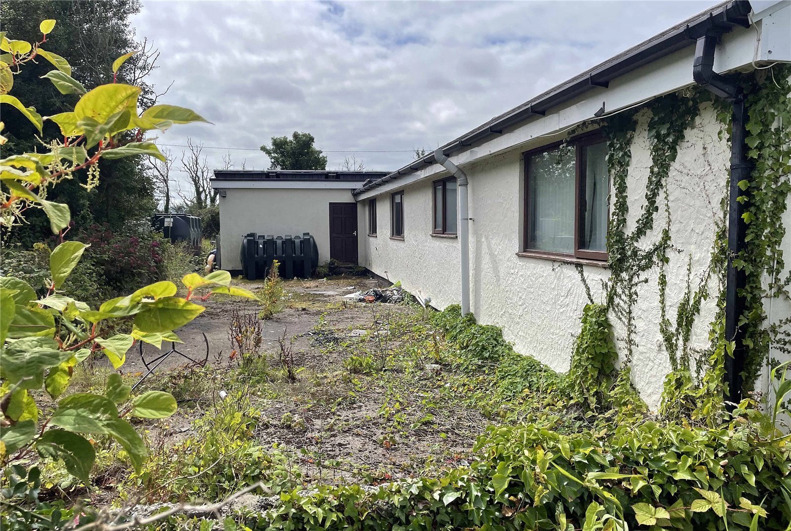 3 bedroom property for sale in Rhosybol, Amlwch, Isle of Anglesey, LL68