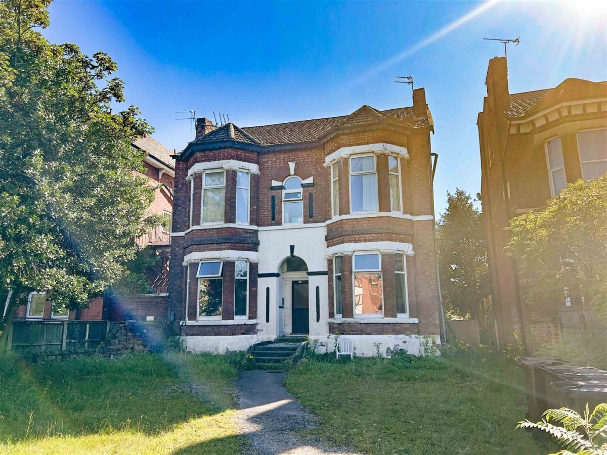 6 bedroom property for sale in Scarisbrick New Road, Southport, PR8