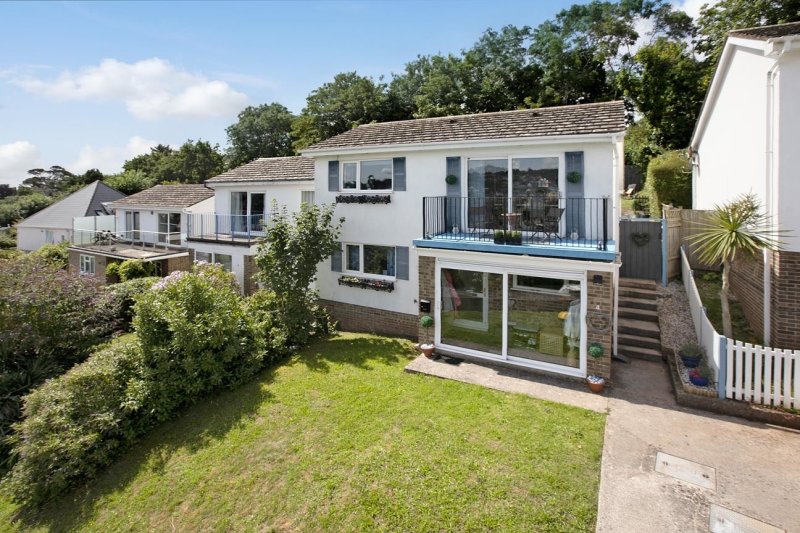 3 bedroom property for sale in The Mount, Teignmouth, TQ14 £299,950