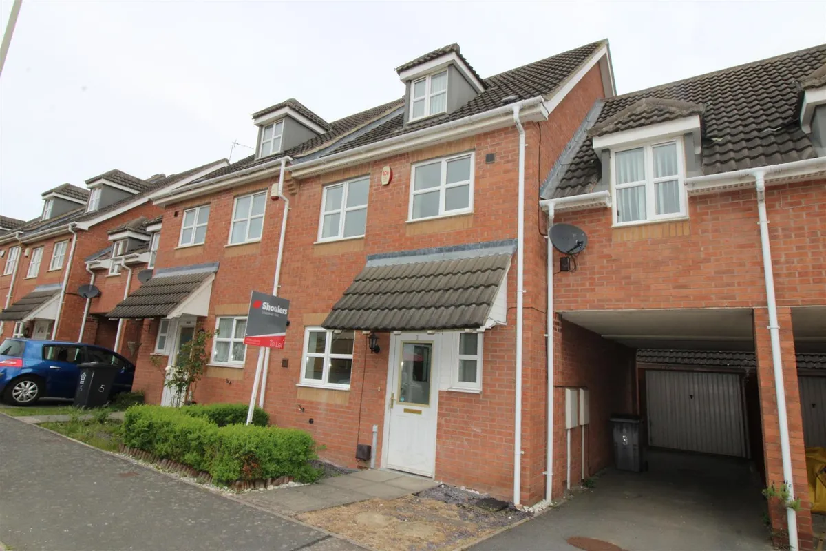 WAINWRIGHT AVENUE, HAMILTON, LEICESTER