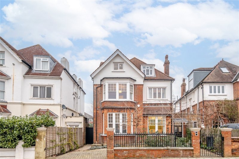 7 bedroom property for sale in Lytton Grove, London, SW15 £4,195,000