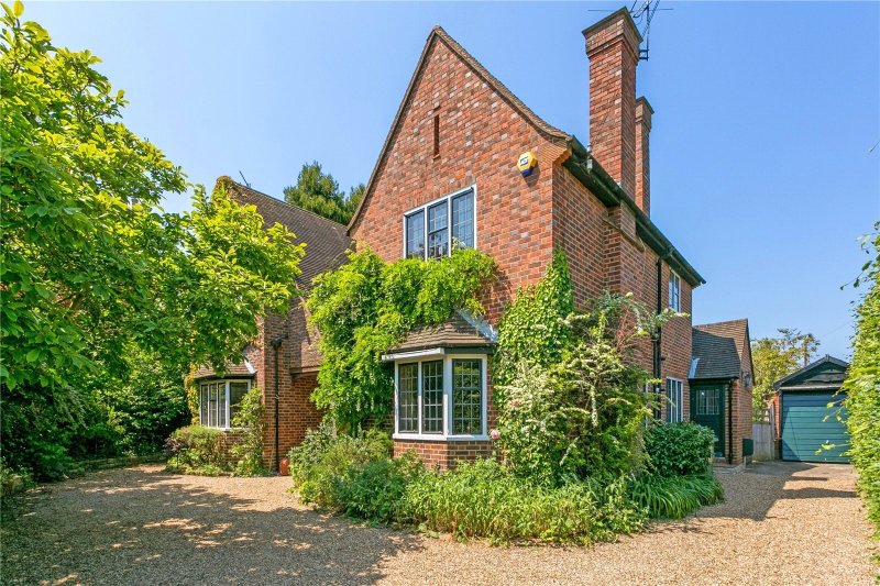 4 bedroom property for sale in St. Andrews Road, Henleyonthames, RG9