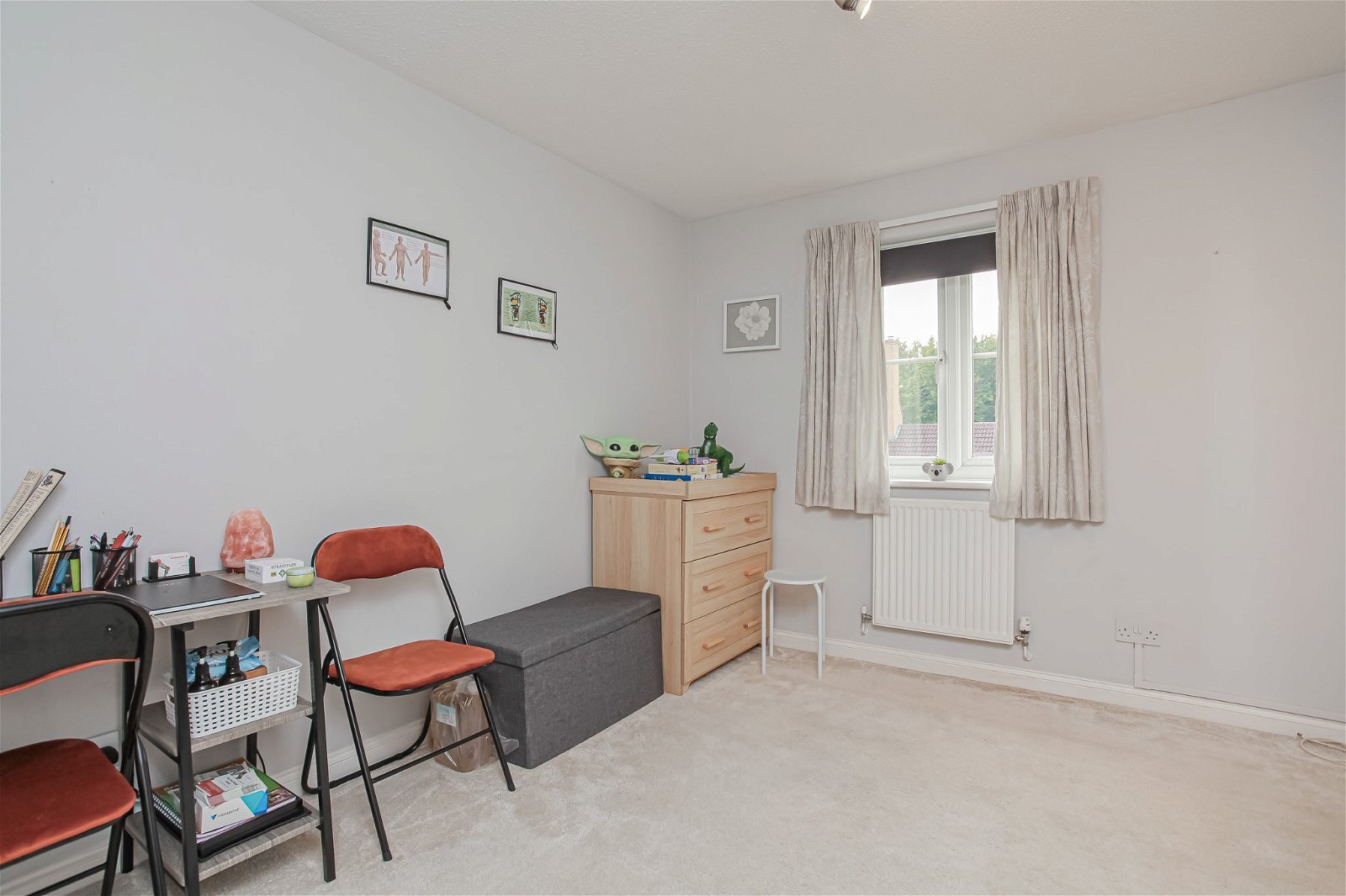 4 bedroom property for sale in Warkworth Close, Banbury £450,000