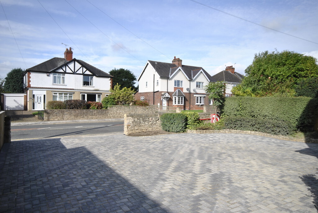 4 bedroom property for sale in Doncaster Road, Tickhill, Doncaster £