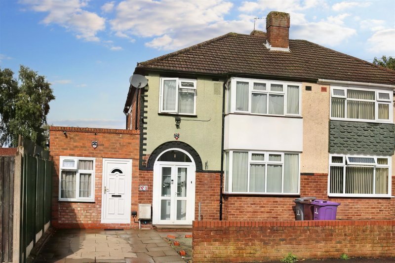 3 bedroom property for sale in Fairview Road, Wednesfield
