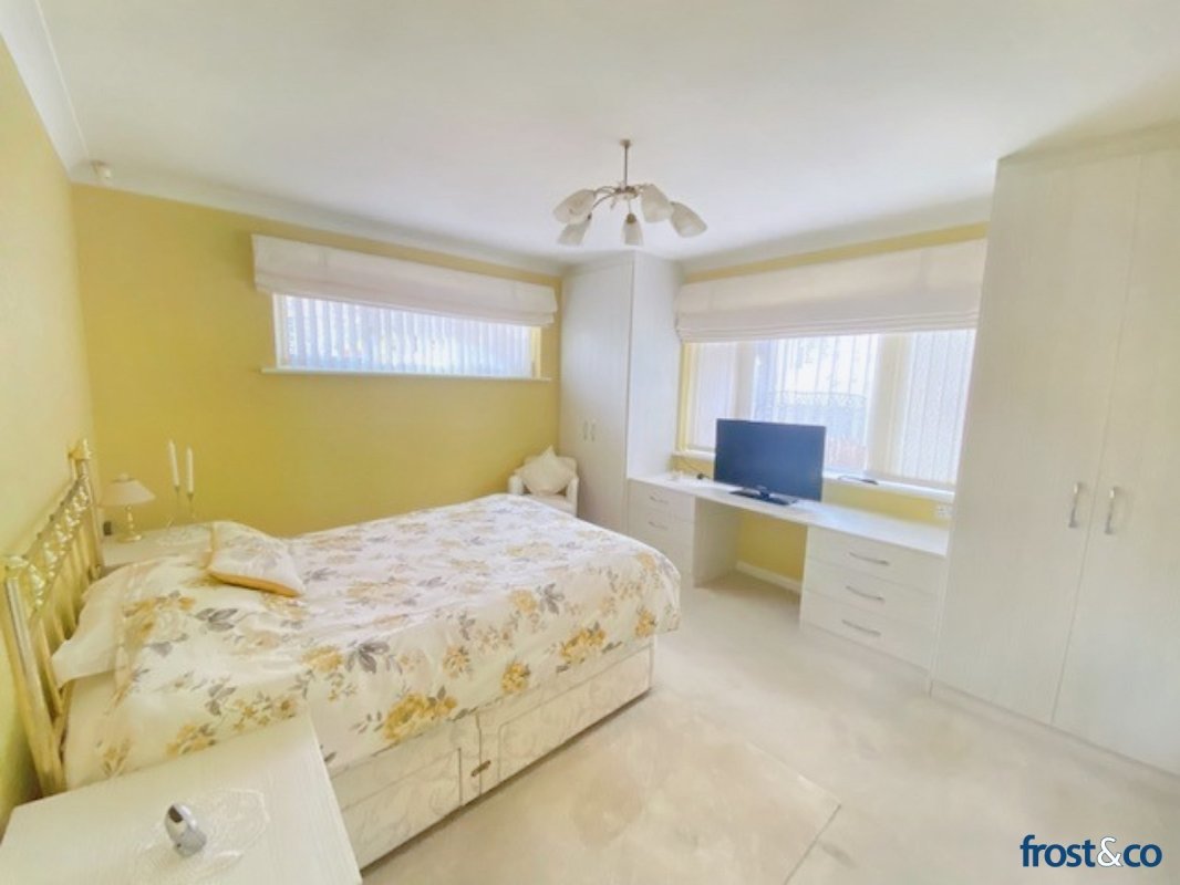 3 bedroom property for sale in Hamble Road, Oakdale, Poole, Dorset