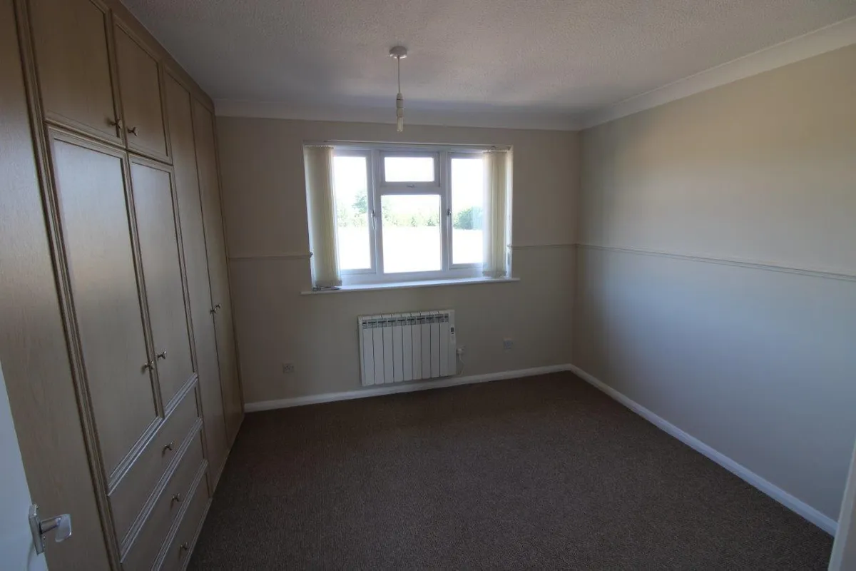 APPLEWOOD DRIVE, GRANTHAM