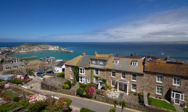 Pednolver Terrace, St. Ives, TR26